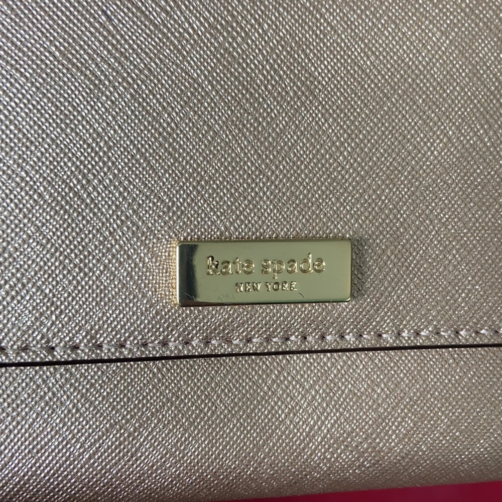 💜Kate Spade Wristlet💜 - Picture 11 of 16